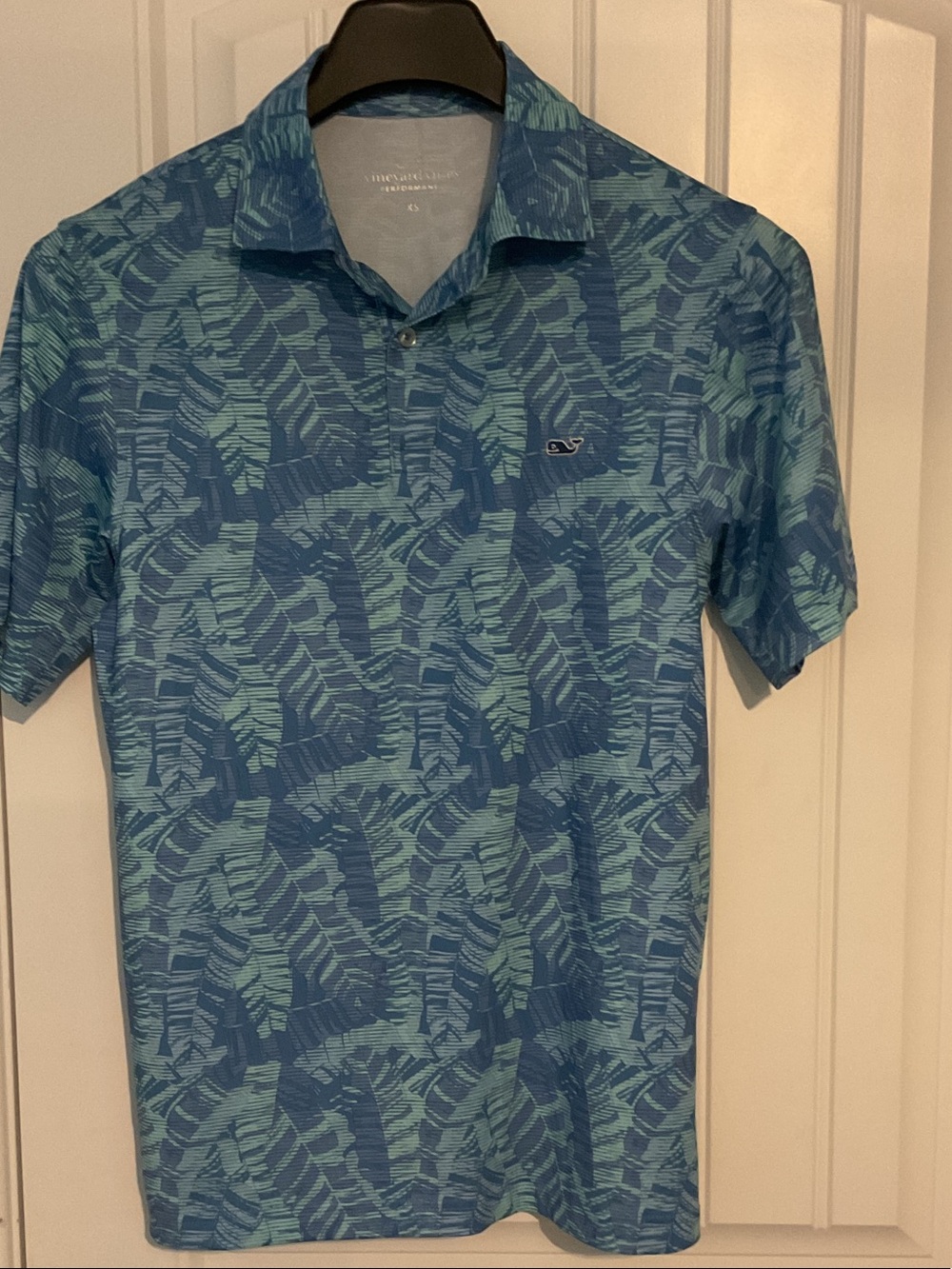 Vineyard Vines Blue Leaf-Pattern Polo